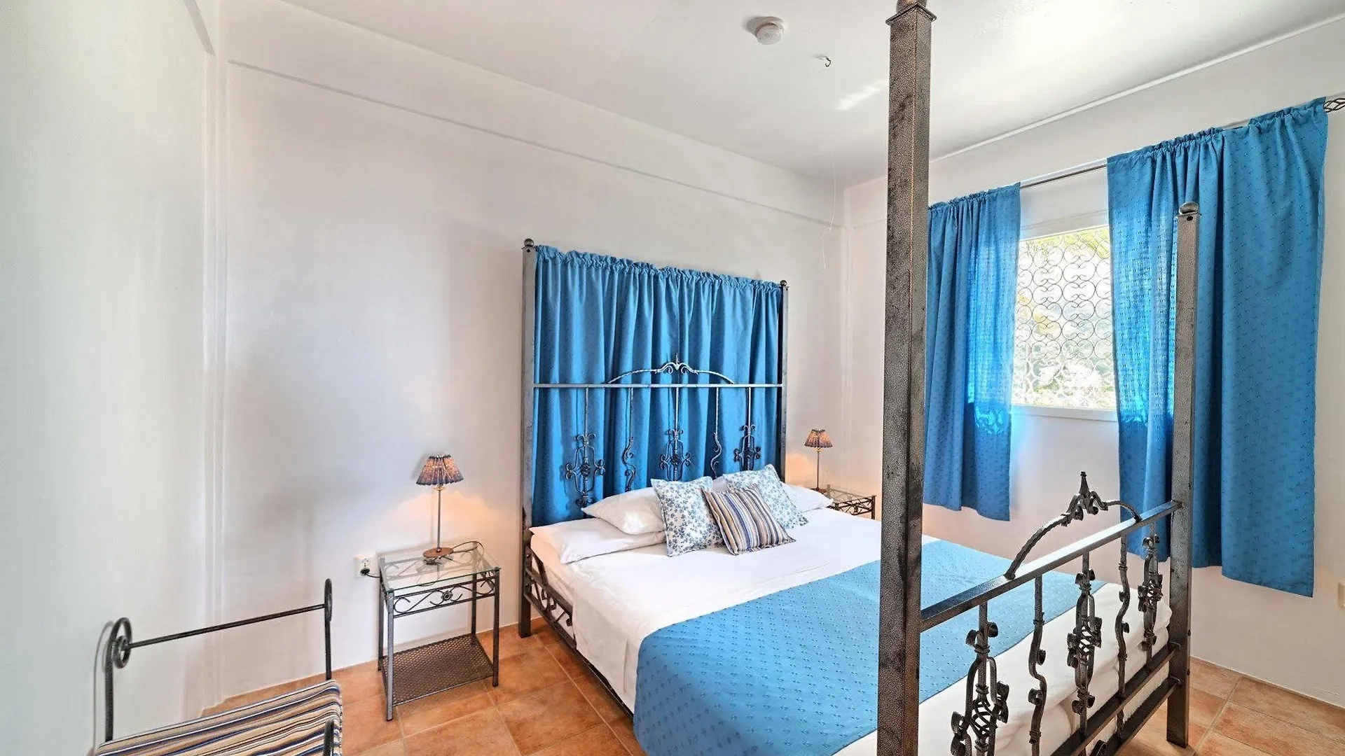 Caribbean Sea View Holiday Apartments Méro