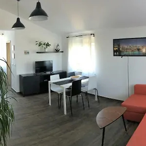 Fine & Shine Appartement Pula